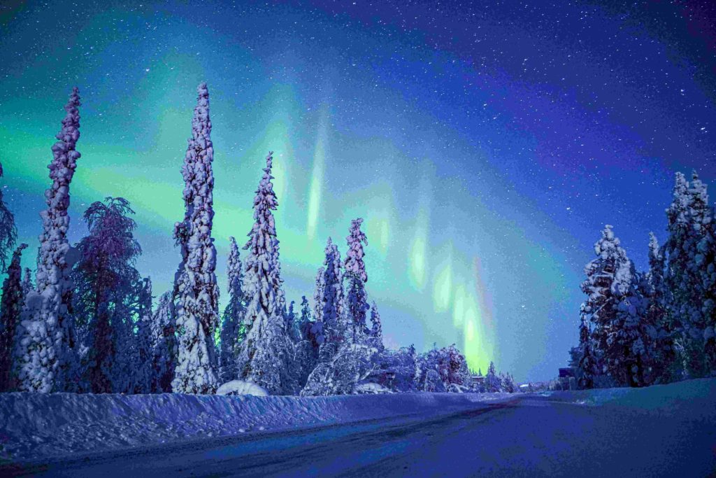 Arctic Road Trips, Northern Lights in swedish Lapland Photo Luisa Schaffner