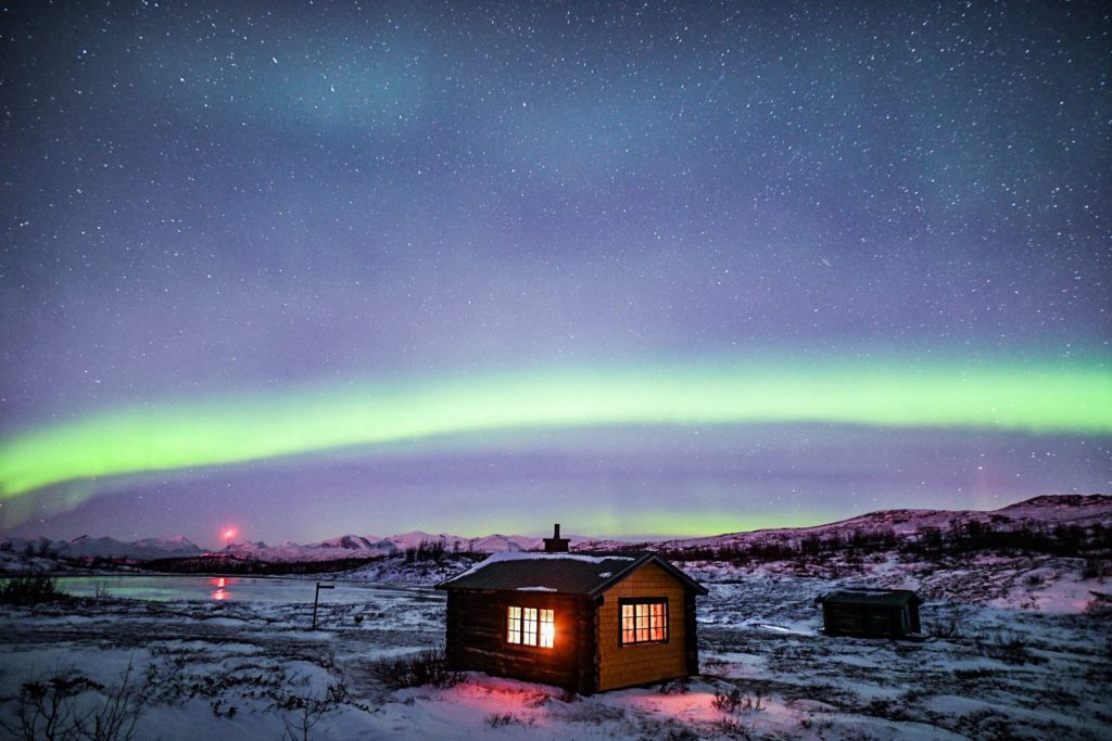 Arctic Road Trips, swedish Lapland, Northern Lights, Aurora, Hut, Photo Lorenzo Mirandola
